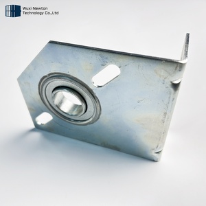 Accessoires de porte de garage Support d'angle de bonne qualité Support central de porte de garage - Product Image 1