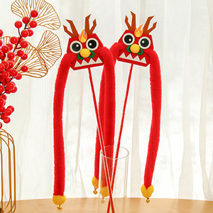 Xiduoyu Original Bâton de chatouillage Dragon Festif du Nouvel An avec tige extensible, jouet pour chat en fausse fourrure de lapin, jouet pour animaux de compagnie - Product Image 1