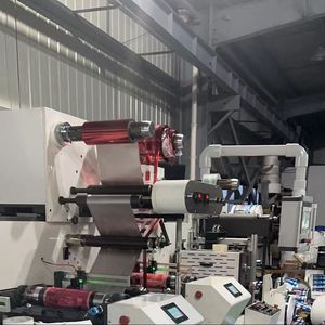 Presse d'impression flexographique 350 mm de largeur max, vitesse 200 m/min pour étiquettes autocollantes avec fonction servo complète - Product Image 3