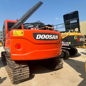 Excavatrice sur pneus d'occasion DOOSAN DX140 TON, prix avantageux, excellentes performances, puissance élevée, performance stable, d'origine coréenne. - Product Image 5