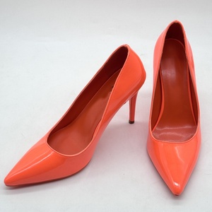 <span class=keywords><strong>Scarpe</strong></span> con <span class=keywords><strong>tacco</strong></span> a spillo a punta di alta qualità da donna con <span class=keywords><strong>tacco</strong></span> alto pump di lusso da donna con fondo arancione in vernice - Product Image 3