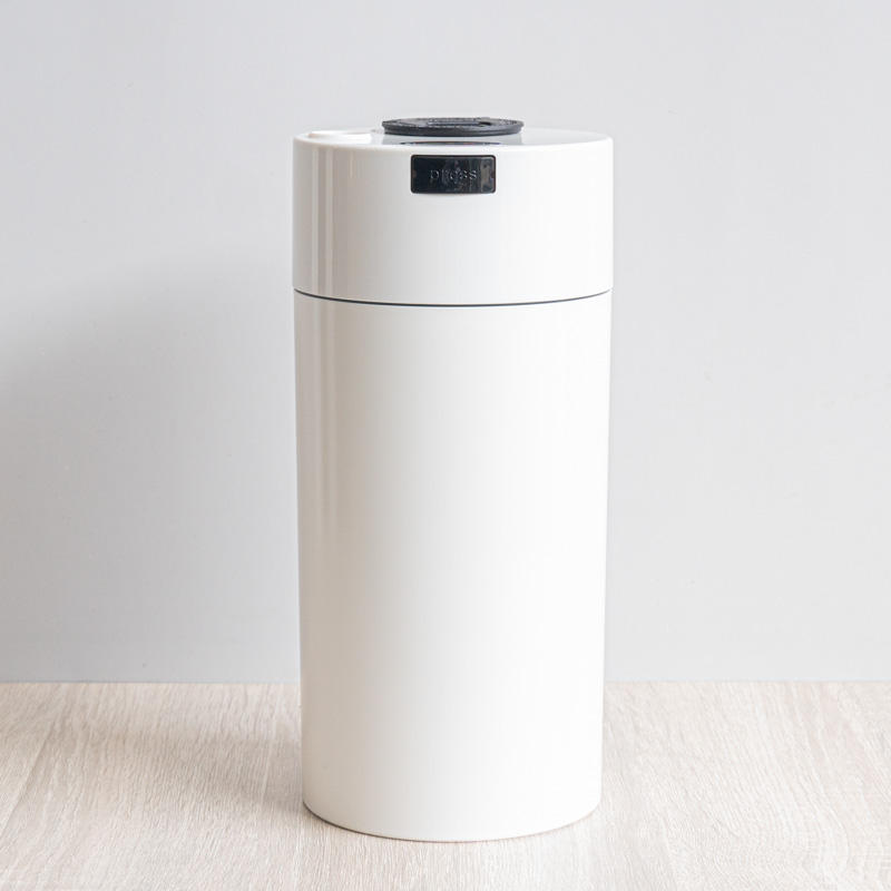 สีขาวล้วน