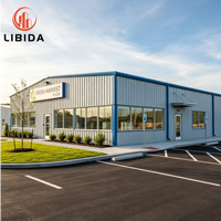 Bâtiment préfabriqué en acier galvanisé, entrepôt métallique isolé résistant au vent pour entrepôt frigorifique et usine de transformation