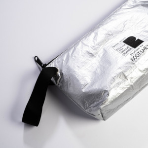Clever Designed Tyvek Paper Cosmetic Bag Silver Cosmetic Favor Bags para almacenar cosas - Product Image 5