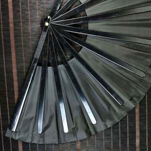 Abanicos Plegables de Bambú KONG FU de 13 Pulgadas, Impresión Personalizada, Abanico de Mano Grande - Product Image 2