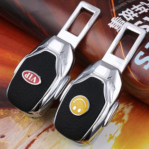 यूनिवर्सल जस्ता मिश्र धातु कार सीट बेल्ट भरनेवाला प्लग क्लिप बकसुआ कार सुरक्षा सीट बेल्ट लगा लो के साथ सभी कार लोगो - Product Image 2