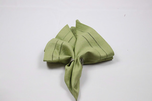 Nappe de table raffinée en lin 100 % fait main, 60x60 cm, avec ourlet doublement cousu - Product Image 3