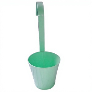 Articles de maison Crochets suspendus en fer galvanisé Jardinières Pots de jardin Jardinière de balcon Seau en métal Porte-fleurs Décoration murale suspendue - Product Image 1