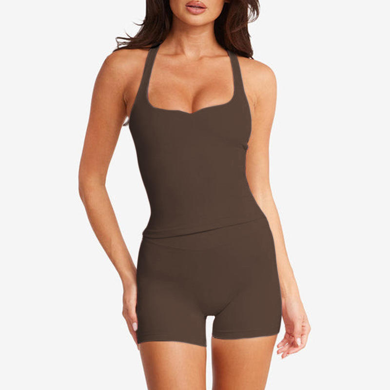 เสื้อสีน้ำตาล รุ่นท็อป 1