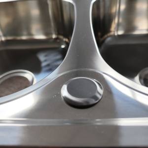 Fregadero de cocina de doble cuenco de acero inoxidable pulido al por mayor con escurridor de dos agujeros para lavado de verduras - Product Image 3