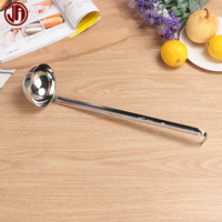Louche à soupe de cuisine avec logo personnalisé, différents types de louches en acier inoxydable, louche à soupe en acier inoxydable