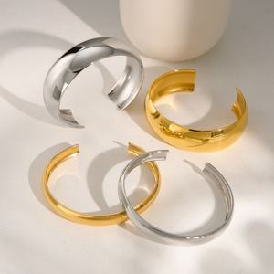 Modernas Pulseras de Acero Inoxidable 18K Chapadas en Oro, Resistentes al Deslustre y al Agua, Joyería para Mujer - Product Image 4