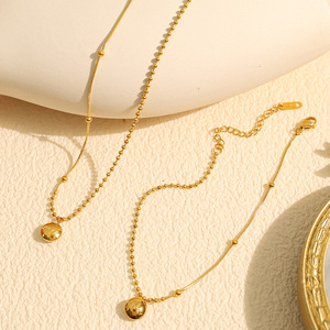 สร้อยคอทองคำเรียบหรู จี้ทรงกลม โลหะผสมสังกะสี สร้อยคอแบบมีชั้นๆ เครื่องประดับแฟชั่น - Product Image 1