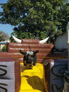 EASYFUN Castillo Hinchable con Efecto de Humo, Toro de Rodeo, Juguete de Toro de Rodeo de Lucha Española, Juego de Carnaval Personalizado con Pelo de Vaca Genuino - Product Image 2