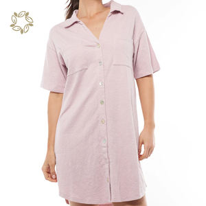 Robe d'allaitement en coton biologique, chemise de nuit de maternité à manches courtes, vêtements de grossesse durables - Product Image 1