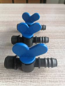 Tuyau d'eau en plastique de <span class=keywords><strong>16</strong></span> <span class=keywords><strong>mm</strong></span> <span class=keywords><strong>à</strong></span> connexion directe pour l'utilisation de serre agricole et d'irrigation de jardinage - Product Image 4