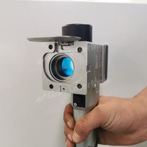 Limpieza continua de óxido de coche 1500W 2000W 3000W Máquina de limpieza láser Máquina de eliminación de óxido de mano para metal - Product Image 3