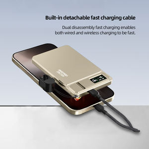 Batterie externe F21 en alliage d'aluminium avec support intégré, écran TFT, charge rapide sans fil magnétique 15W, technologie avancée, 5000 mAh - Product Image 3