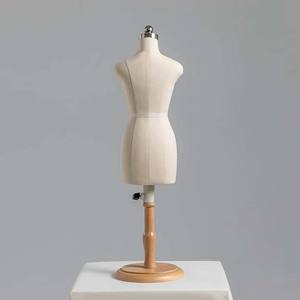 XRT-CN tailleur tissu demi-corps <span class=keywords><strong>couture</strong></span> <span class=keywords><strong>Mannequin</strong></span> drapé <span class=keywords><strong>buste</strong></span> forme avec main magnétique demi-corps <span class=keywords><strong>Mannequin</strong></span> pour affichage en tissu - Product Image 4