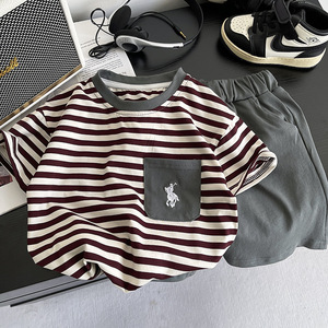 Conjunto de <span class=keywords><strong>Ropa</strong></span> de Verano 2025 para Niños, Informal, de Dos Piezas, con Cuello a Rayas, Manga Corta y Pantalones Cortos, de Algodón, a la Moda - Product Image 3