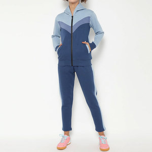 Ensemble de jogging deux pièces uni Jogger 2 pièces pour femmes de grande taille Ensembles de survêtement haut court personnalisé Vêtements d'entraînement pour femmes - Product Image 1