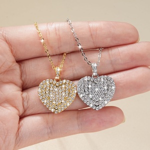 Collar con Colgante en Forma de Corazón de Cobre Chapado en Oro de 14k, Estilo Coreano, Antideslustre, con Circonita Blanca para Mujer, Venta al Por Mayor - Product Image 6