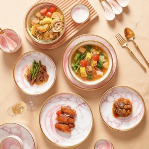 Assiette plate ronde en céramique de style nordique, créative et exquise, durable et portable, pour service de table - Product Image 3