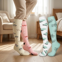 Chaussettes de compression en tricot pour femmes |   Soutien respirant pour la course à pied, l'athlétisme et les voyages |   Vente en gros OEM