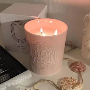 AIKUN Luxury Soy Wax Long Burning Customized Aromatherapy Candles for Home Bedroom Hotel Spa Relaxation - Product Image 2