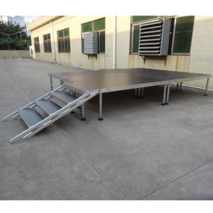 Scène modulaire portable en aluminium de 4 pieds x 8 pieds pour l'extérieur, avec montage facile et surface antidérapante pour les spectacles de festival - Product Image 2
