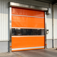 Porte coulissante double à fermeture rapide en PVC étanche, conception sécurisée et personnalisée pour la logistique et les entrepôts frigorifiques