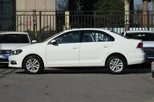 Sedán Compacto <span class=keywords><strong>Santana</strong></span> 2018, 1.5L, Manual, Edición Comfort, Gasolina, Volante a la Izquierda, Diseño Oscuro, Ideal para el Transporte Urbano Diario - Product Image 2