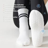 Chaussettes de danse Pilates Barre Crew antidérapantes avec logo personnalisé Chaussettes de sport pour le yoga