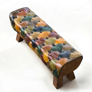 Banco de Cuero Premium con Estructura de Madera Resistente, Diseño Elegante, Asiento Cómodo, Perfecto para Sala de Estar o Dormitorio - Product Image 3