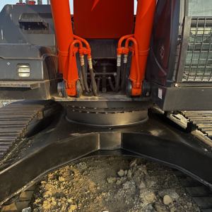 Excavadora de cadenas Hitachi ZX210 usada de 21 toneladas, modelo 2023, con motor EPA, bomba y componentes principales, a la venta. - Product Image 4