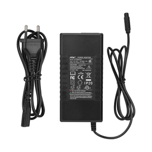 Cargador Ulip 58.8V 2A con 3 Puertos CQ, Transformador de 42V a 58.8V para Patinete Eléctrico Kukirin G2 Master G3 Pro, Enchufes EU, US, AU, UK - Product Image 5
