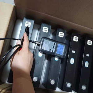 170ah 3.2V Calb Lifepo4 Oplaadbare Prismatische Lithium-Ion Batterijcel Voor Zonnestelsel Ev 3.2v163ah 230ah 72ah - Product Image 6