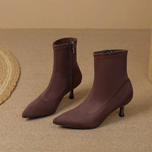 Botas de media pantorrilla ajustadas, modernas y versátiles para mujer, para otoño e invierno, con tacones gruesos. - Product Image 4