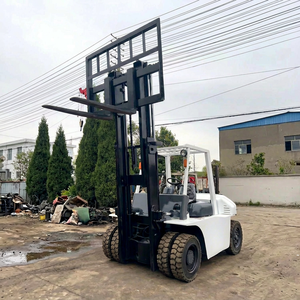Montacargas Diésel TCM 70 de 7 Toneladas de Alta Calidad, Fabricado en Japón, de Segunda Mano, en Venta con Componentes Principales - Product Image 1