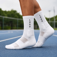 Chaussettes de sport mi-mollet en coton avec logo tricoté personnalisé, respirantes et douces, en maille, unisexes, pour la course à pied, la gym, le basketball, les sports de plein air