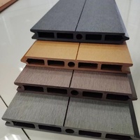 Vente en gros de panneaux de clôture en bois composite WPC imperméables pour jardin extérieur Clôture en bois et plastique pour