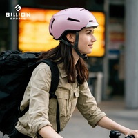 Casque de vélo rouge, casque de protection pour le cyclisme, coque aérodynamique, équipement de protection pour la pratique du vélo en extérieur