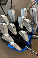 Kit de golf complet pour hommes, ensemble complet comprenant des fers 7-PW, un driver, un wedge, un putter, un shaft en acier stable, des clubs de golf longue distance pour le marché mondial