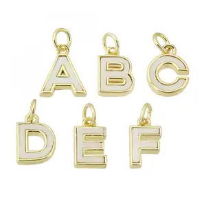Moda takı DIY altın renk kaplama emaye alfabe mektubu pirinç kolye ve harfler a'dan z'ye beyaz 1570761