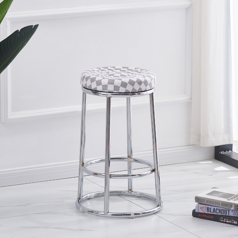Surface filetée épaissie à motif de grille haute blanche de 48