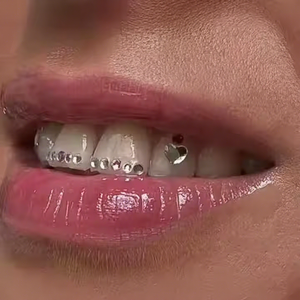 <span class=keywords><strong>Prix</strong></span> de gros brillant bricolage <span class=keywords><strong>dent</strong></span> gemmes sans plomb matériel dentaire 2mm forme ronde cristal <span class=keywords><strong>diamant</strong></span> <span class=keywords><strong>dent</strong></span> gemmes - Product Image 3