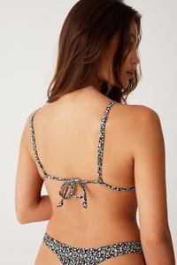 ชุดว่ายน้ำดีไซน์เนอร์สำหรับเด็กผู้หญิงชุดว่ายน้ำแบรนด์<span class=keywords><strong>ดัง</strong></span>ชุดว่ายน้ำสามเหลี่ยมแบบกำหนดเองสีสันสดใส - Product Image 5