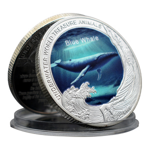Medalla de Hierro Fundido con Animales Marinos: Ballena Azul, Pulpo, León Marino, Delfín, Medusa, Tiburón, Recuerdo Coleccionable - Product Image 2