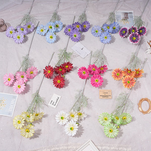 Bouquets de fleurs artificielles floquées Cosmos, fleurs en soie, décoration de mariage, décoration réaliste pour la maison, accessoires de photographie - Product Image 1