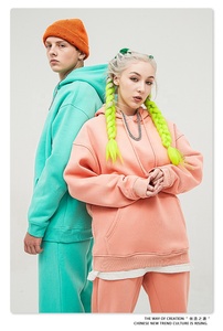 เสื้อสเวตเตอร์มีฮู้ดสำหรับผู้ชายและผู้หญิงสีขาวกำหนดได้เองสโนว์บอร์ดขนาดใหญ่พิมพ์ลายสกรีนเสื้อผ้าสตรีท - Product Image 2